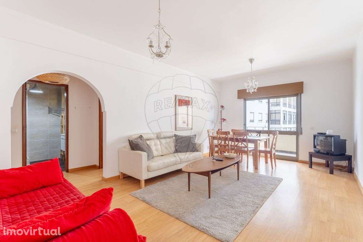 Apartamento T1 para arrendamento - Grande imagem: 2/12