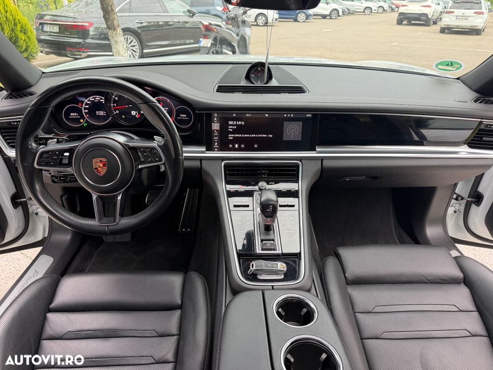 Porsche Panamera 4S Executive - 6