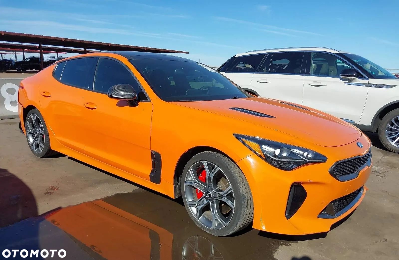 Kia Stinger - 1