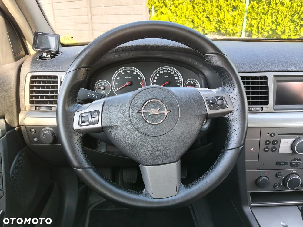 Opel Vectra 1.8 Cosmo EasyTronic - 12