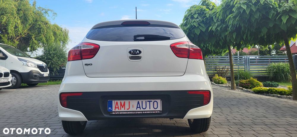Kia Rio - 3