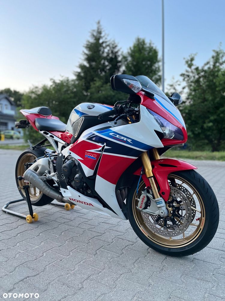 Honda CBR - 3