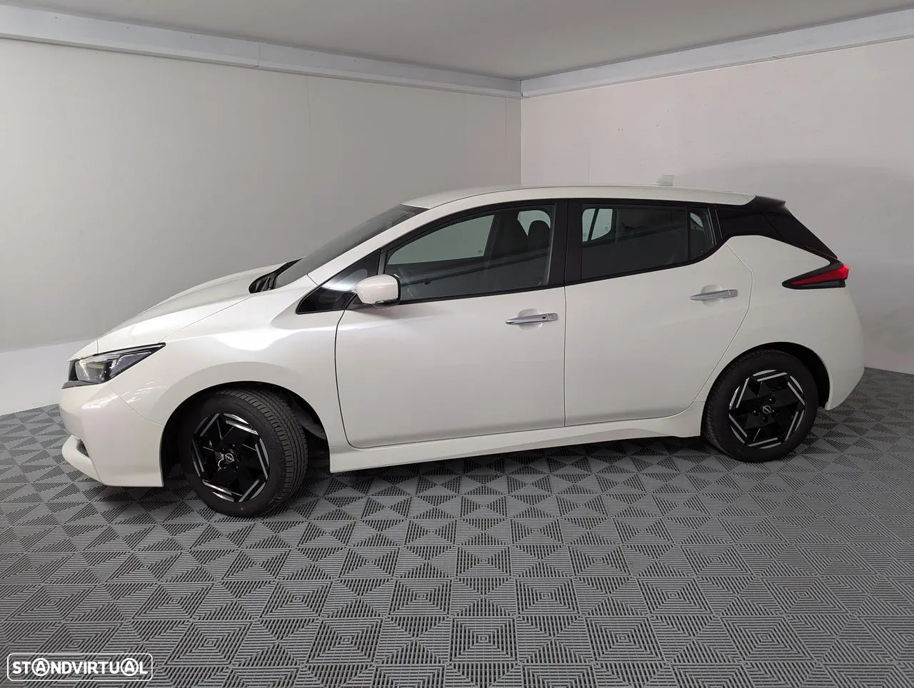 Nissan Leaf N-Connecta - 5