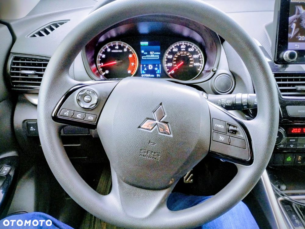 Mitsubishi Eclipse Cross - 10