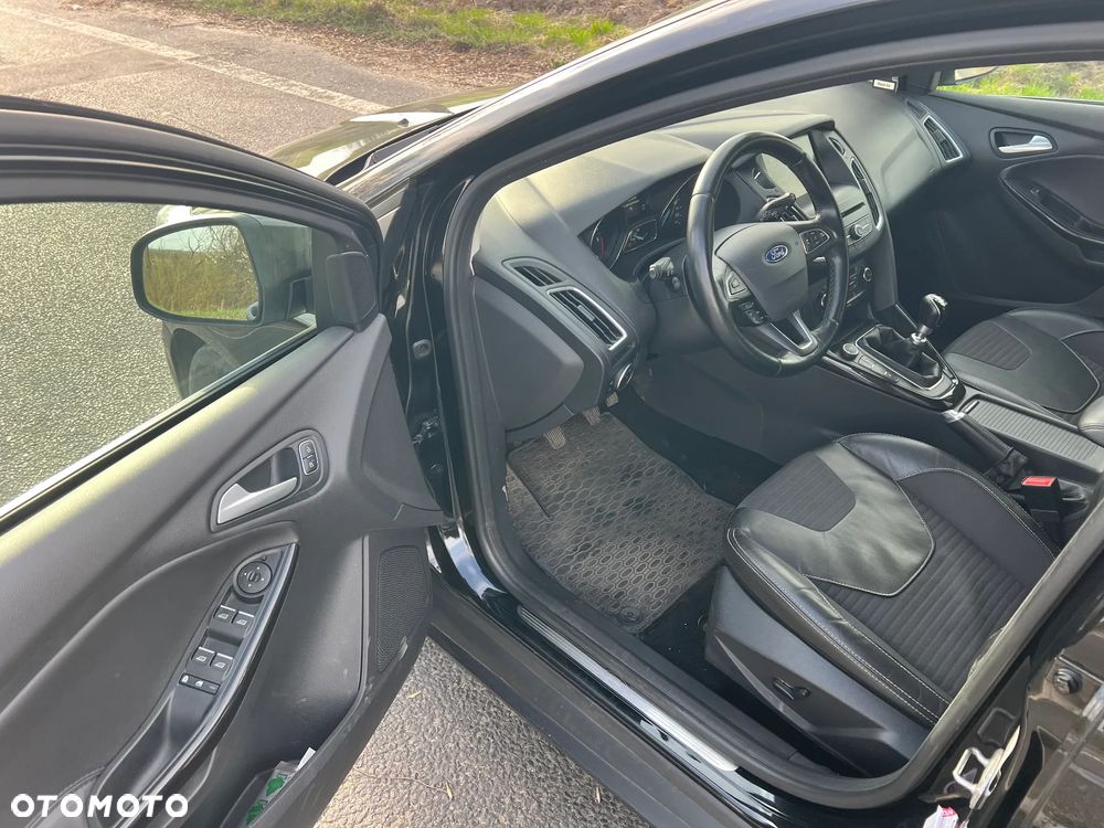 Ford Focus 1.5 TDCi DPF Start-Stopp-System Titanium - 11