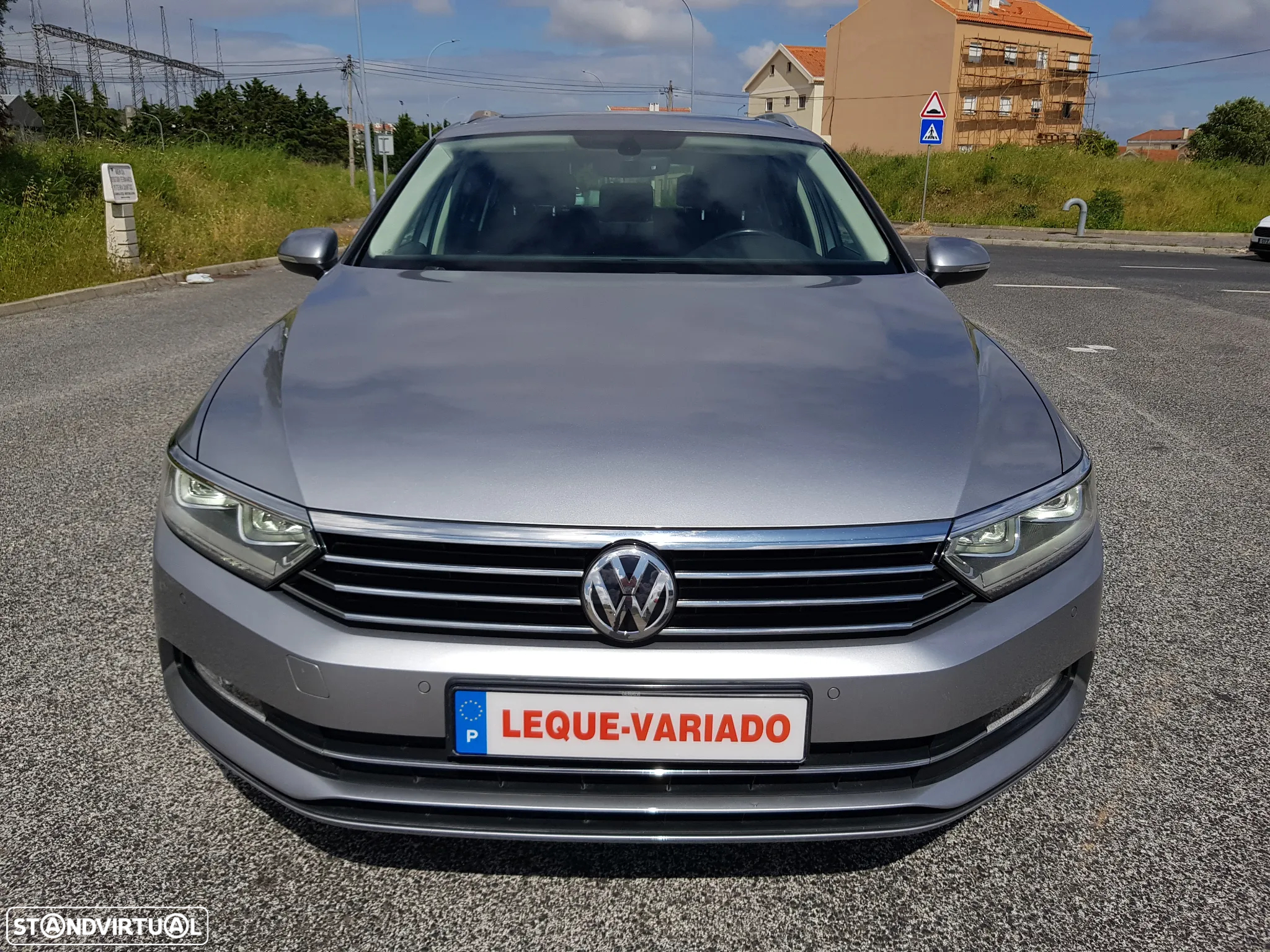 VW Passat Variant 1.6 TDI Highline DSG - 56