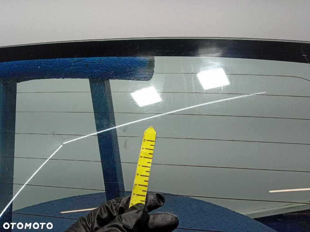 TOYOTA AYGO I TYLNA KLAPA BAGAŻNIKA SZYBA TYŁ - 3