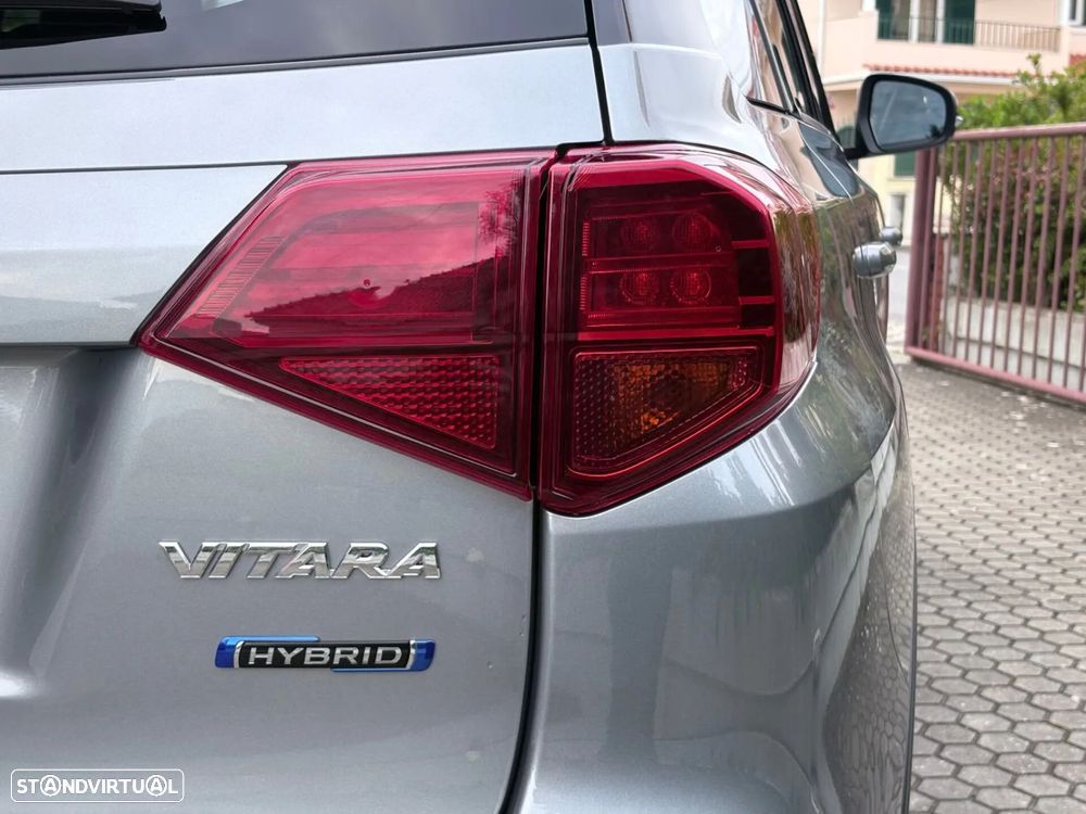 Suzuki Vitara 1.5L AGS GLX Strong Hybrid - 24
