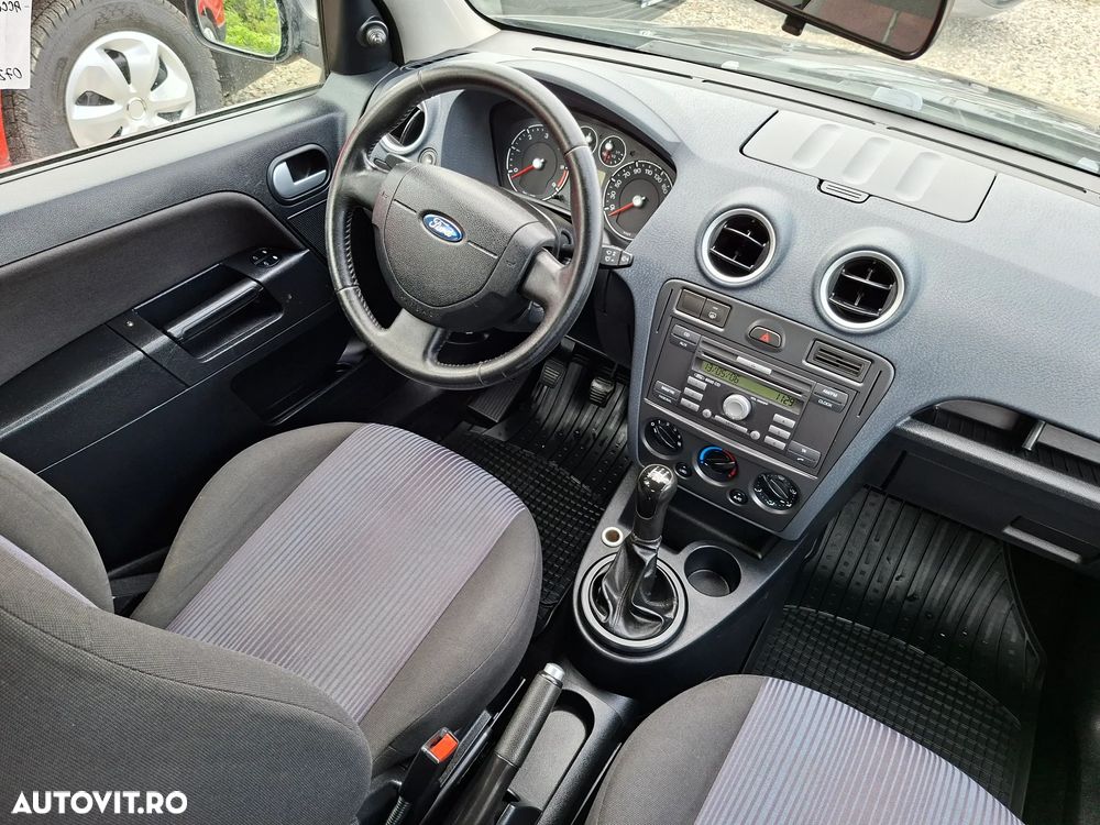 Ford Fusion - 6