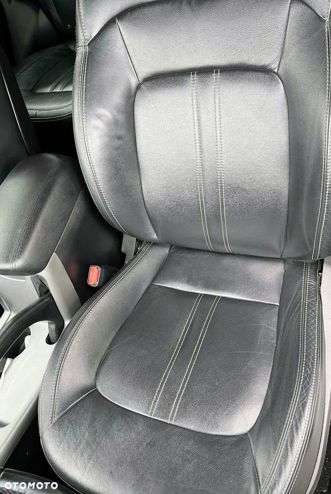 Kia Sportage 1.7 CRDI Business Line L 2WD - 27