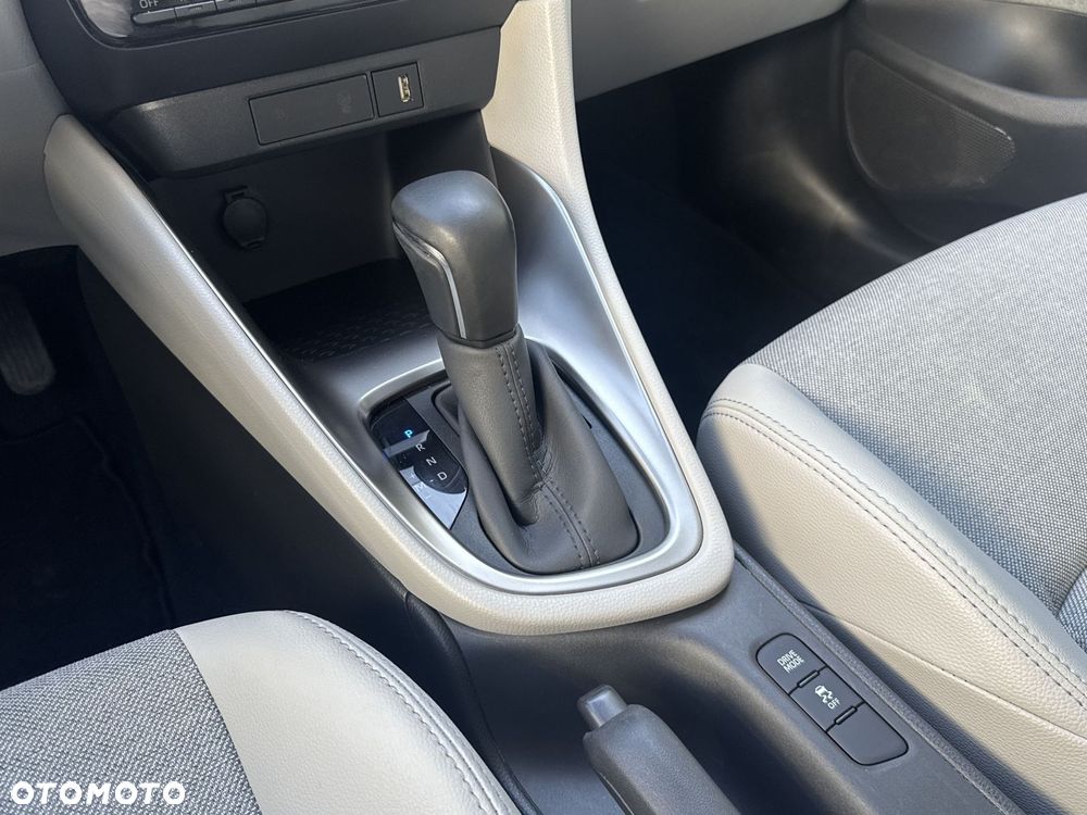 Toyota Yaris 1.5 Selection Elegant CVT - 27
