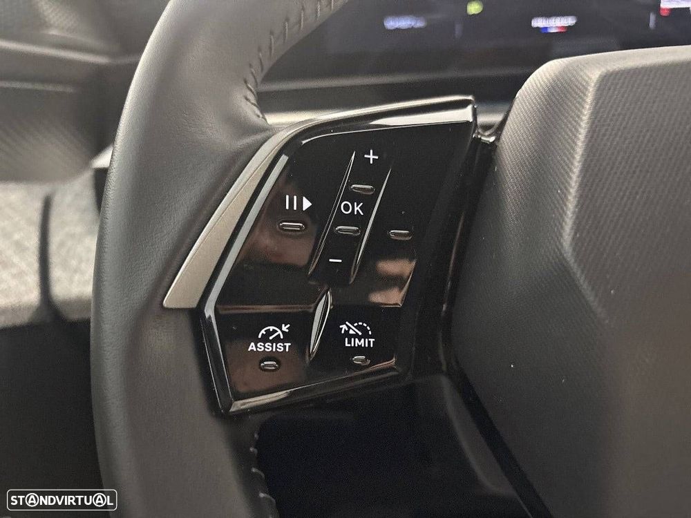 Peugeot 5008 1.2 Hybrid Allure e-DCS6 - 16
