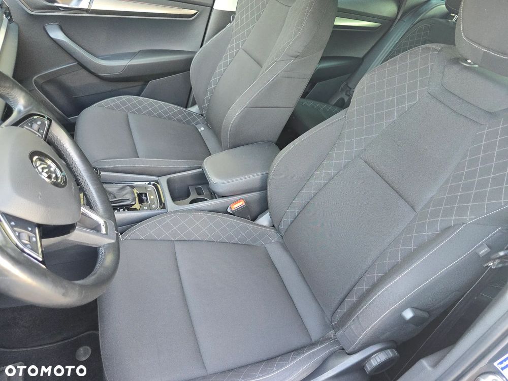 Skoda Karoq 1.6 TDI SCR DSG Style - 22