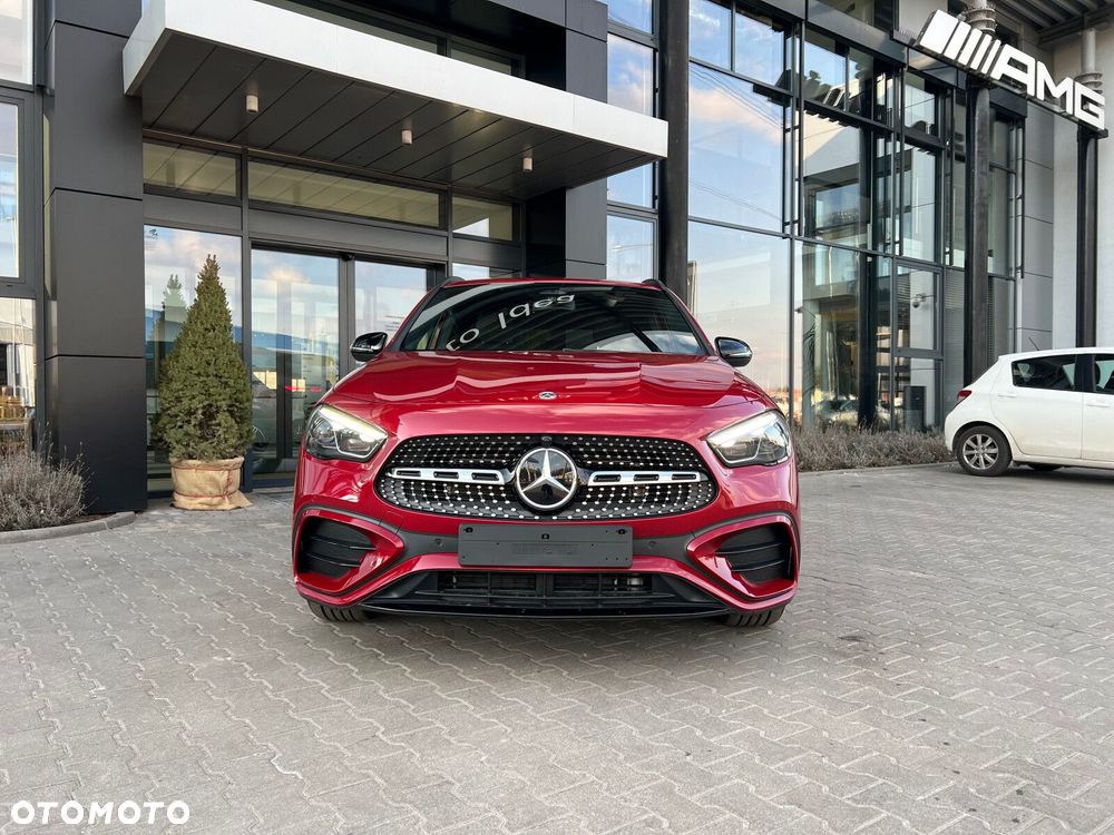 Mercedes-Benz GLA 200 AMG Line - 5