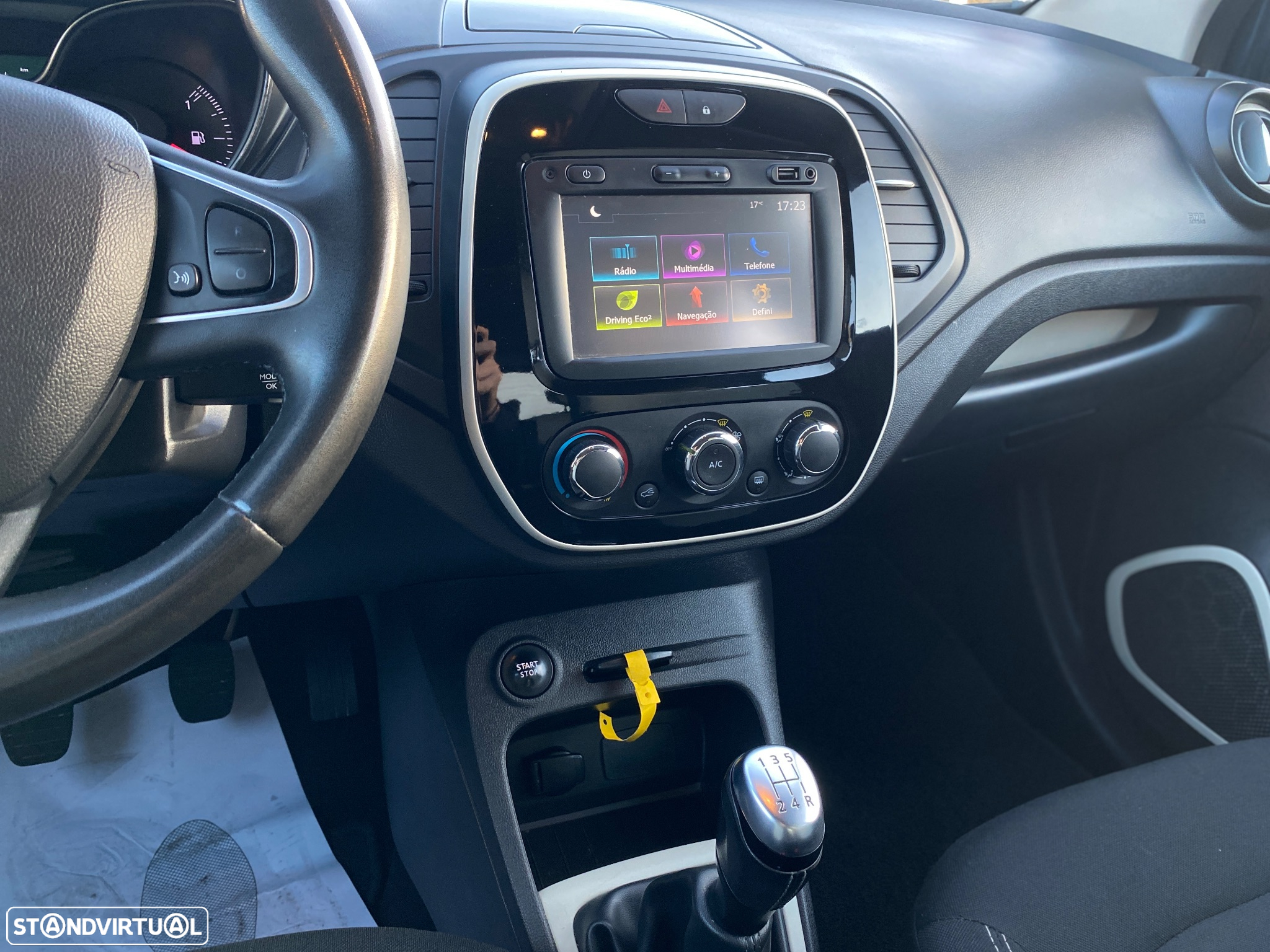 Renault Captur 1.5 dCi Exclusive - 25