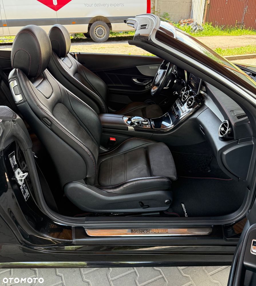 Mercedes-Benz Klasa C AMG 43 4Matic 9G-TRONIC - 21