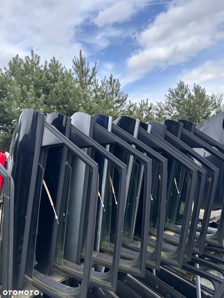 Audi A4 8E drzwi prawy tył prawe tylne