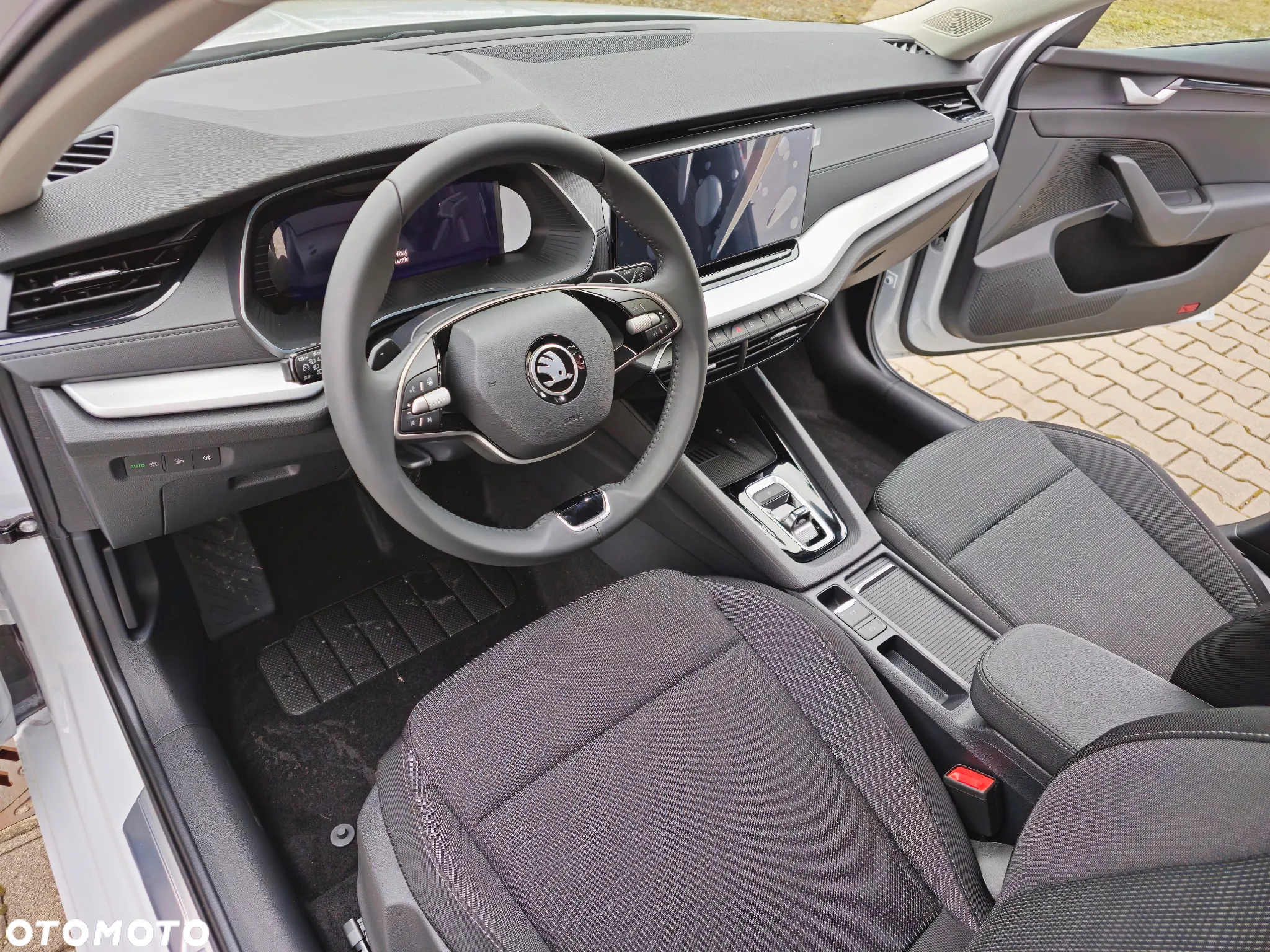 Skoda Octavia 2.0 TDI Selection DSG - 8