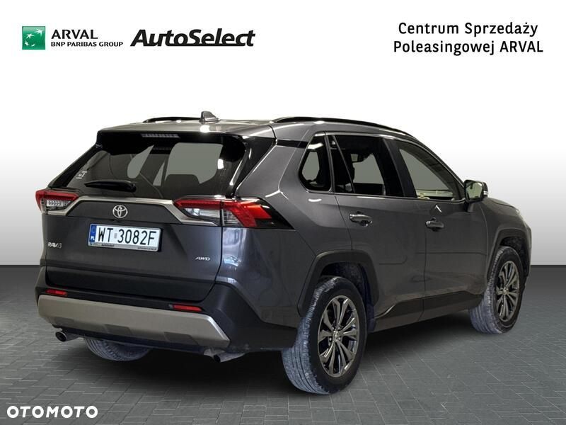 Toyota RAV4 - 6