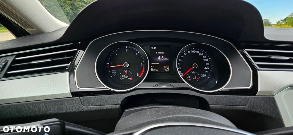 Volkswagen Passat Variant 2.0 TDI BMT Comfortline - 17