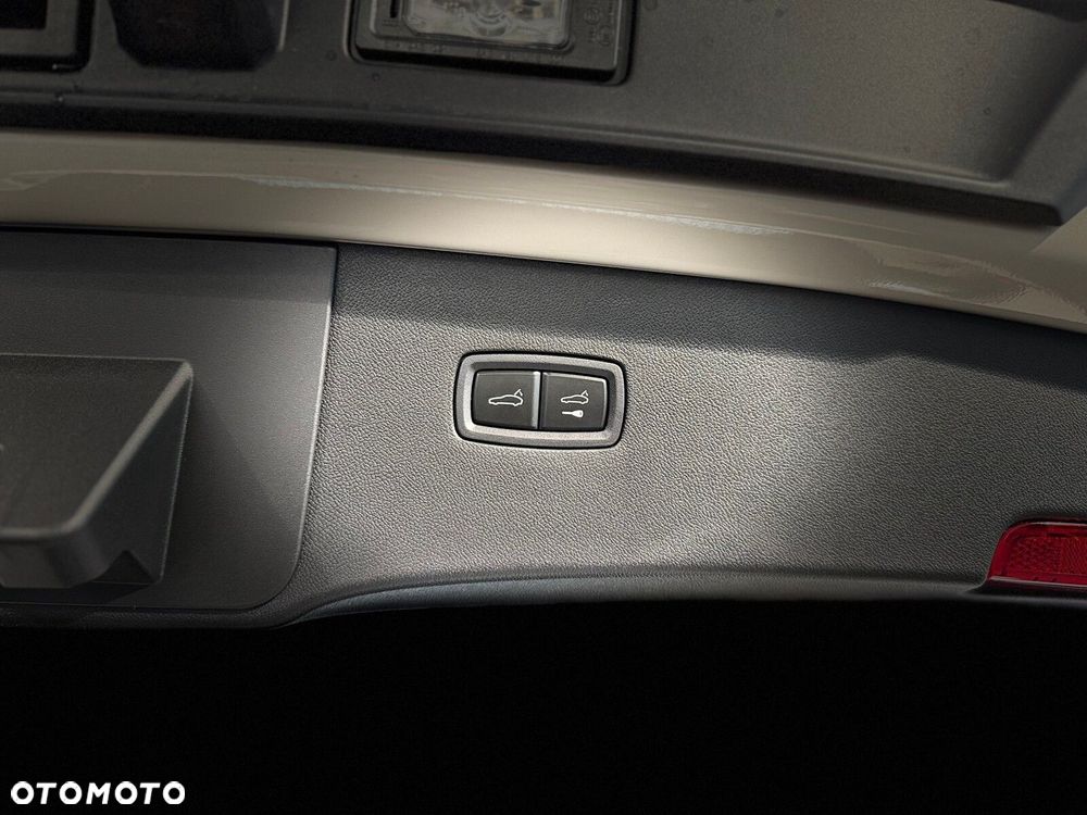 Porsche Cayenne - 11