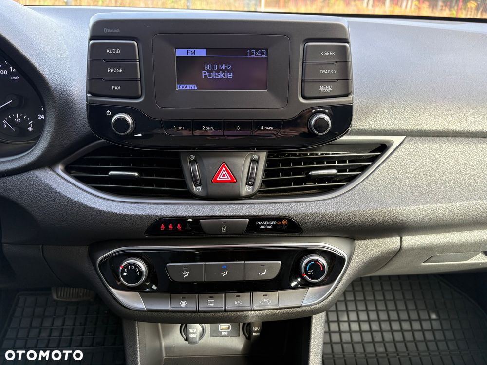 Hyundai i30 1.0 T-GDI Classic + DCT - 16