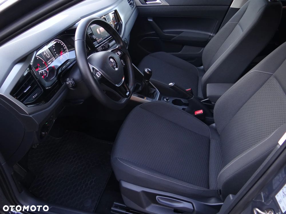 Volkswagen Polo 1.6 TDI SCR Comfortline - 19