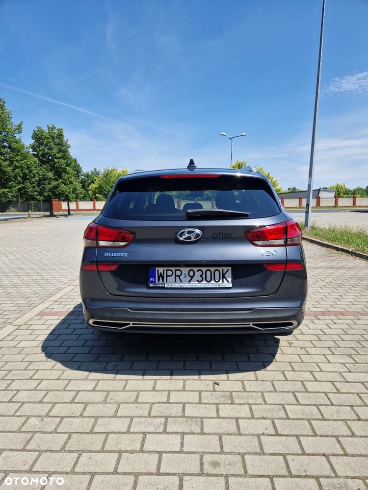 Hyundai i30 1.5 DPI Comfort - 11