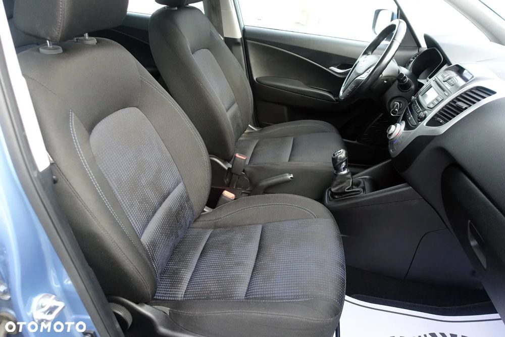 Hyundai ix20 1.6 Trend - 12