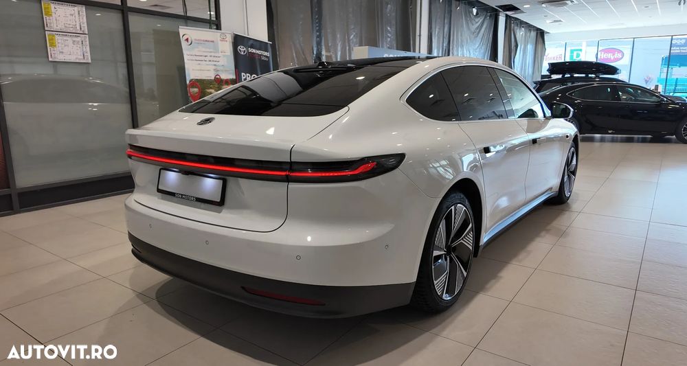 Nio ET7 - 7