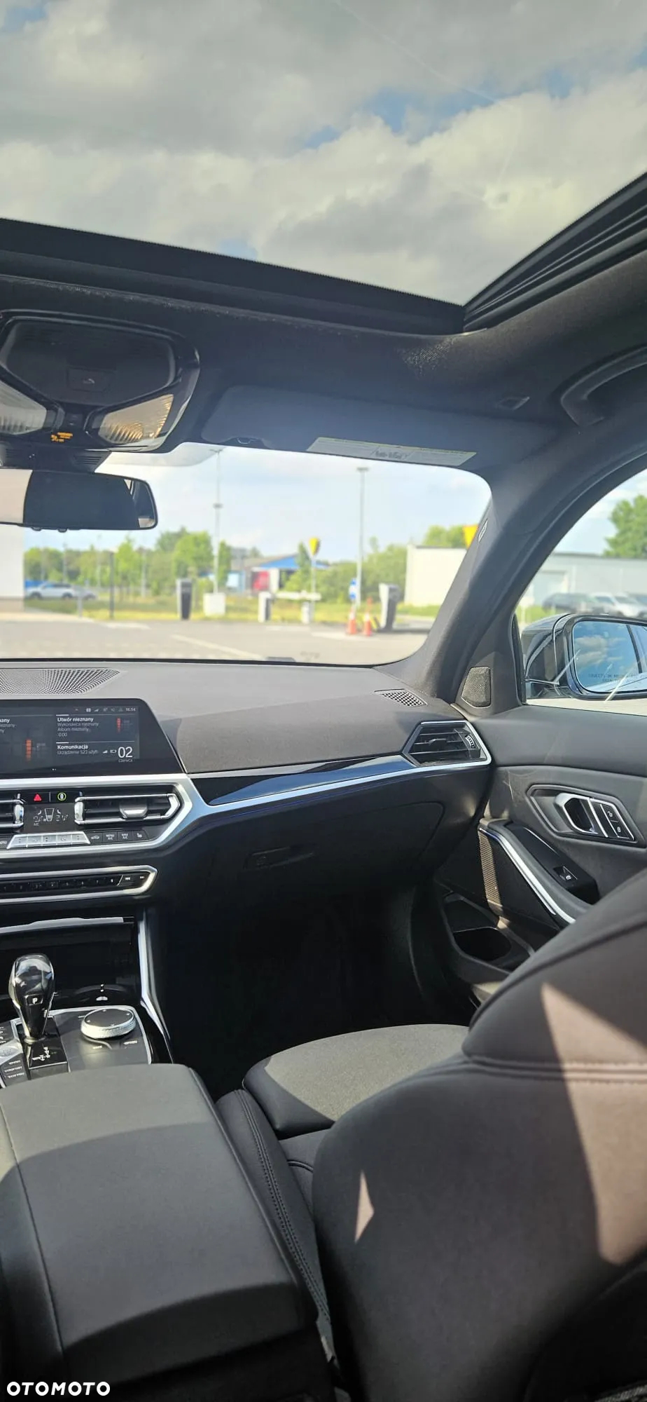 BMW Seria 3 330i xDrive Sport Line - 28