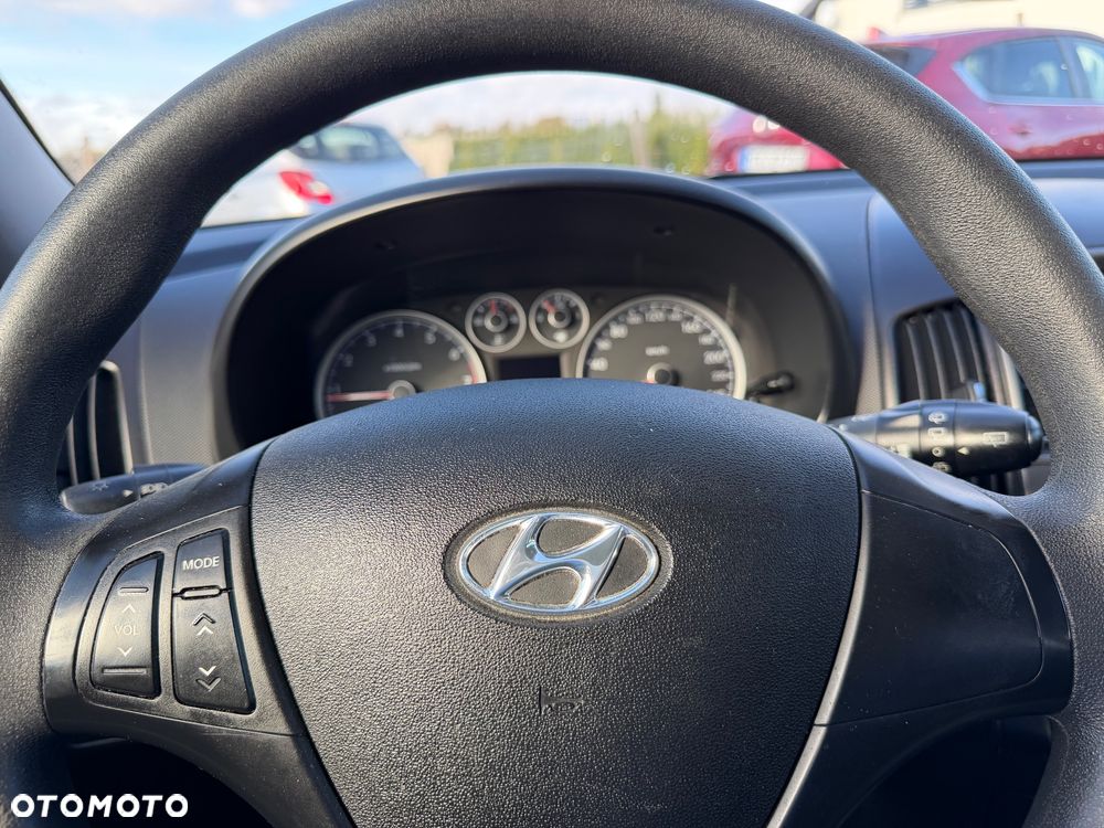 Hyundai i30 1.4 BlueDrive Comfort - 17