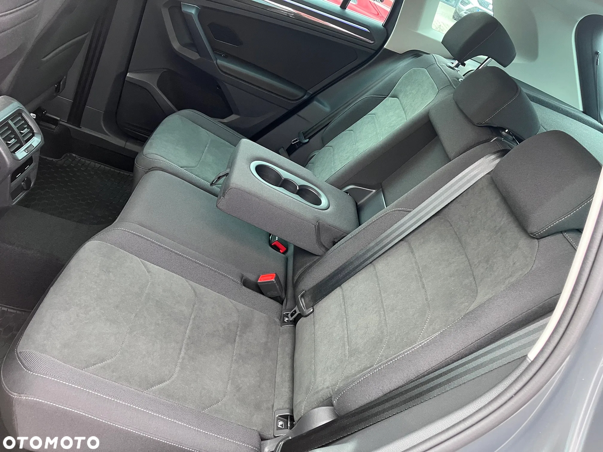 Volkswagen Tiguan 1.5 TSI EVO Elegance DSG - 26