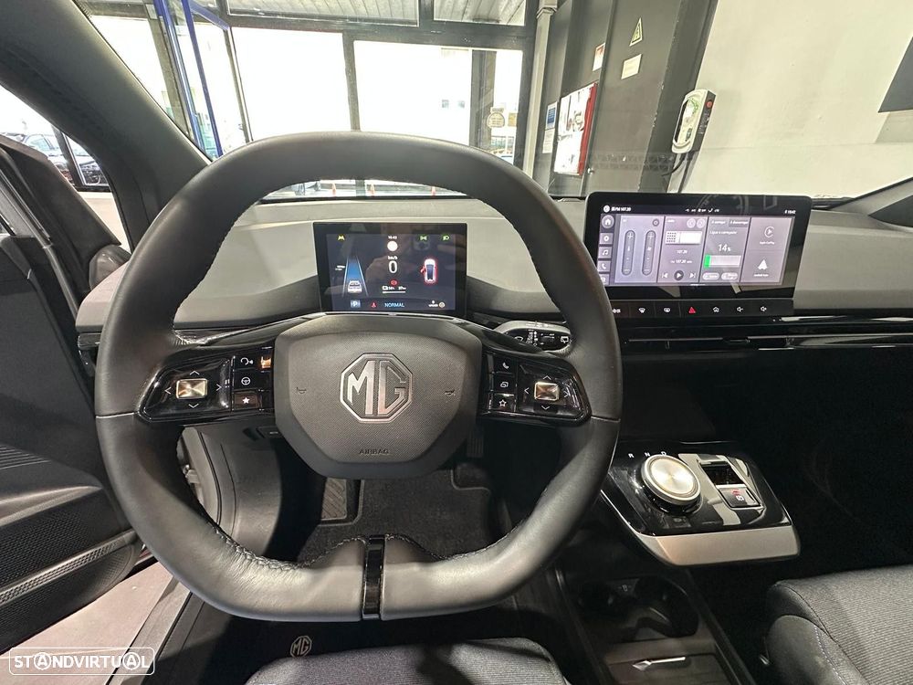 MG MG4 51 kWh Standard - 31