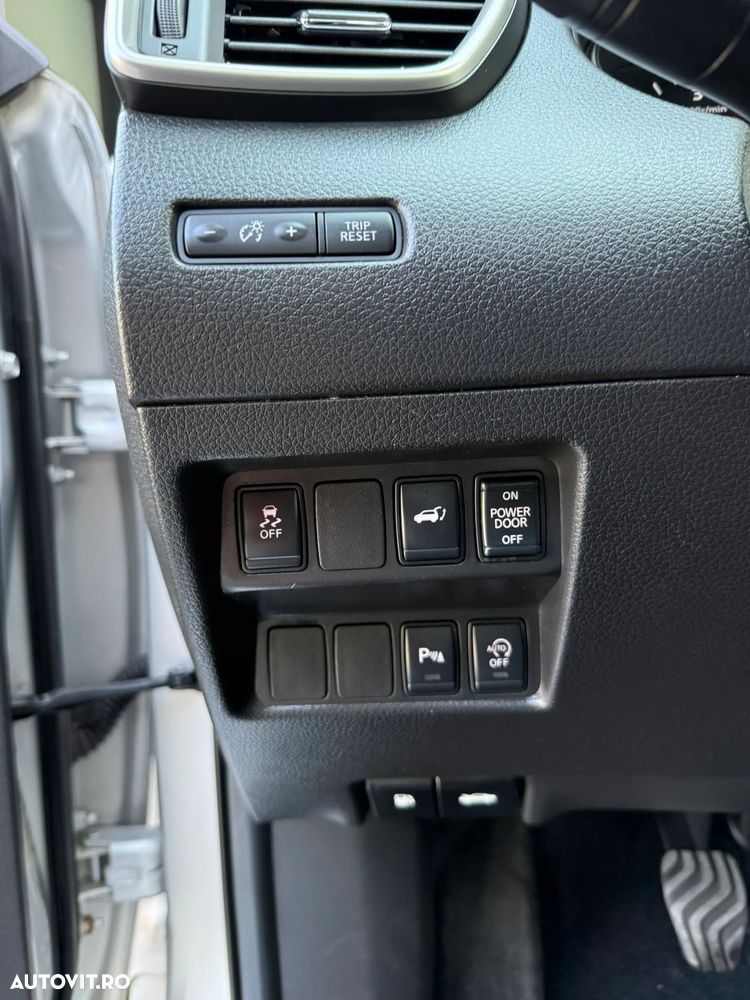 Nissan X-Trail 1.6 dCi ALL-MODE 4x4i Tekna - 35