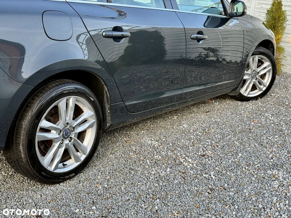 Volvo V60 DRIVe - 21