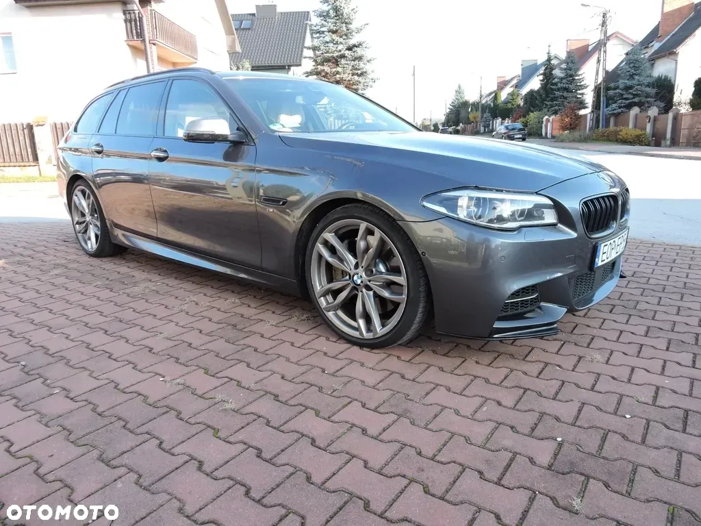 BMW Seria 5 M550d xDrive Touring Sport-Aut - 2