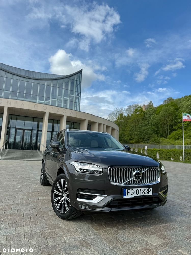 Volvo XC 90 - 1