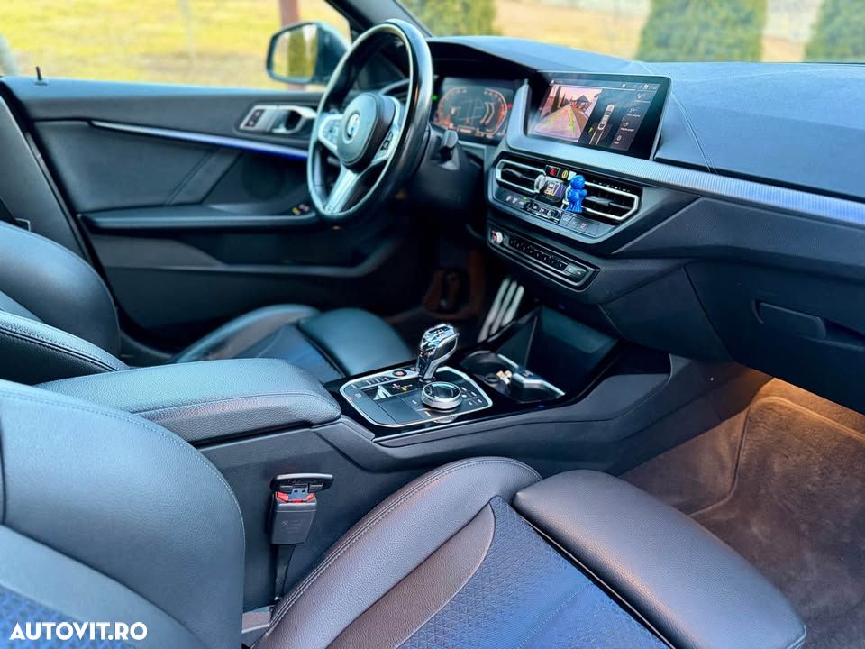 BMW Seria 2 218i Aut. M Sport - 10