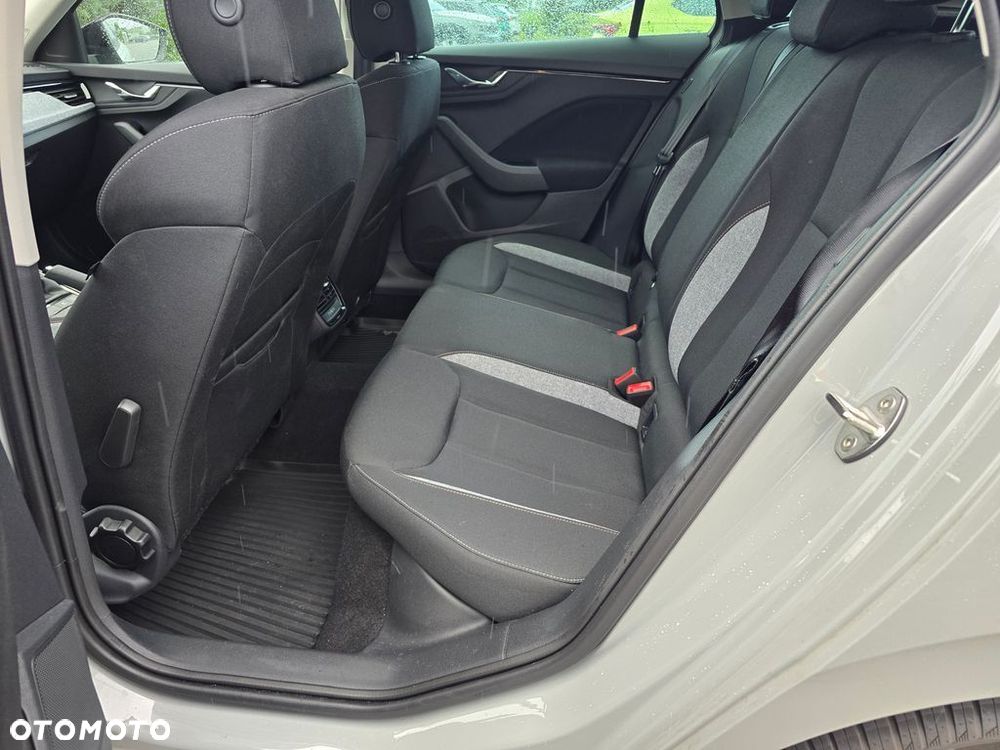 Skoda Scala 1.0 TSI Edition 130 - 10