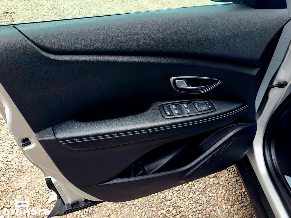 Renault Scenic - 17