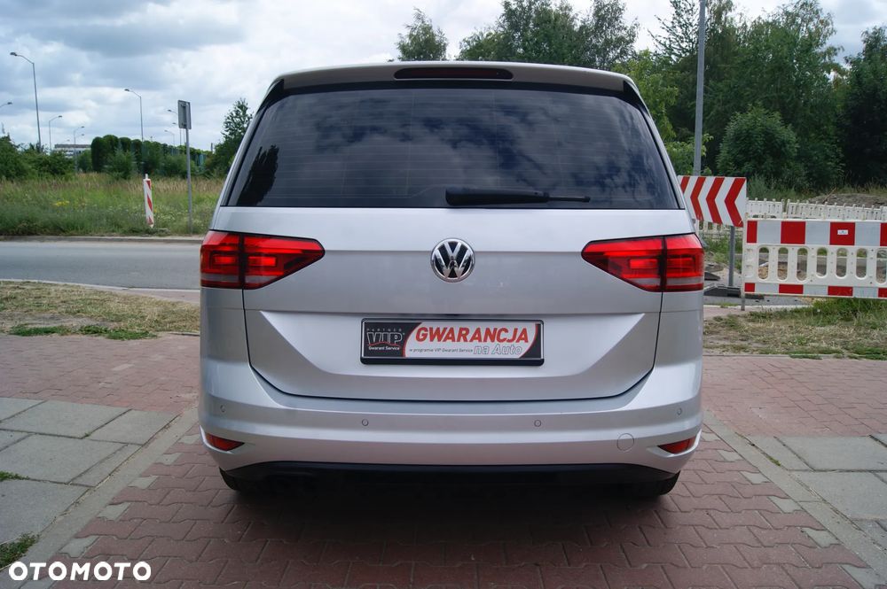 Volkswagen Touran 2.0 TDI SCR DSG Comfortline - 5