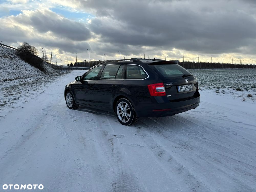 Skoda Octavia 1.5 TSI ACT Style DSG - 7