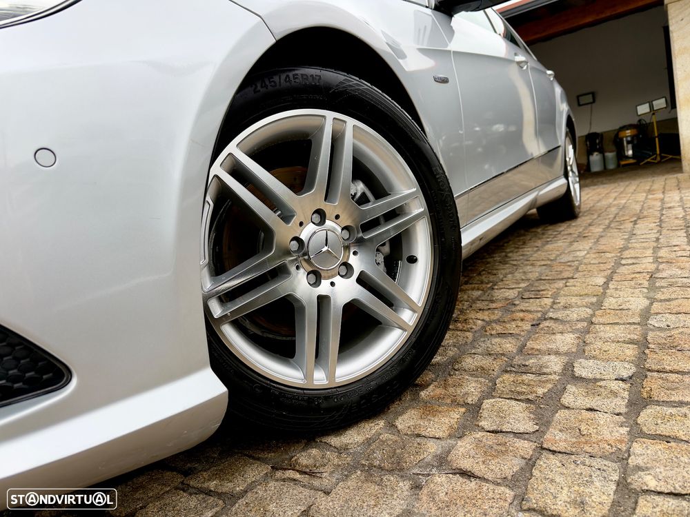 Mercedes-Benz E 250 CDI DPF BlueEFFICIENCY 7G-TRONIC Avantgarde - 13