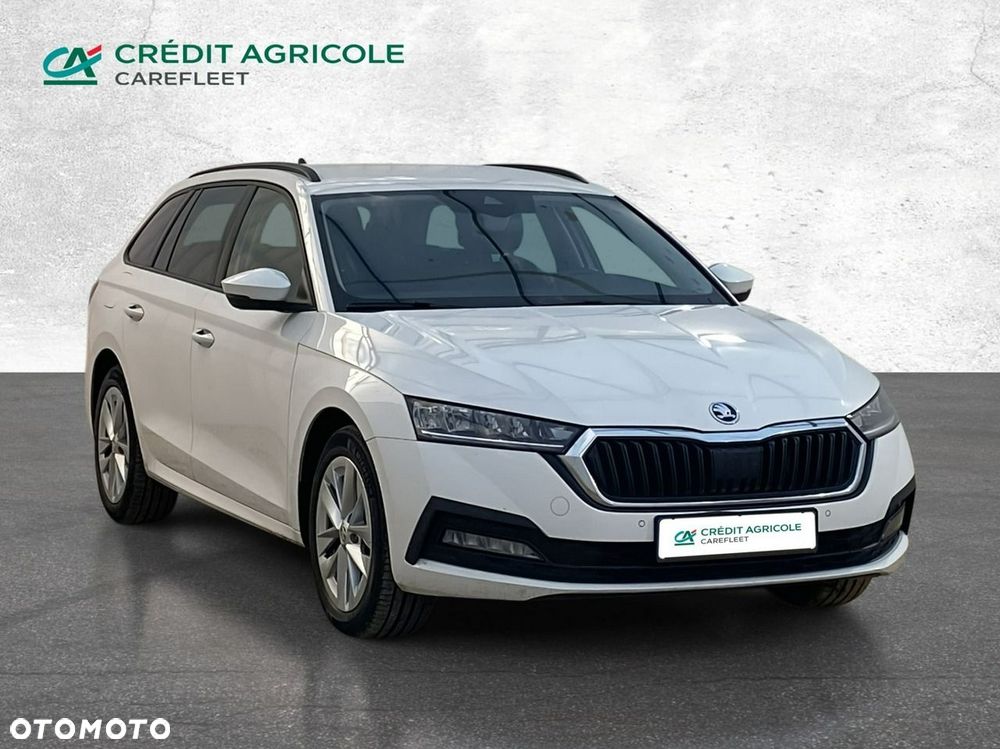 Skoda Octavia 2023 photo 3