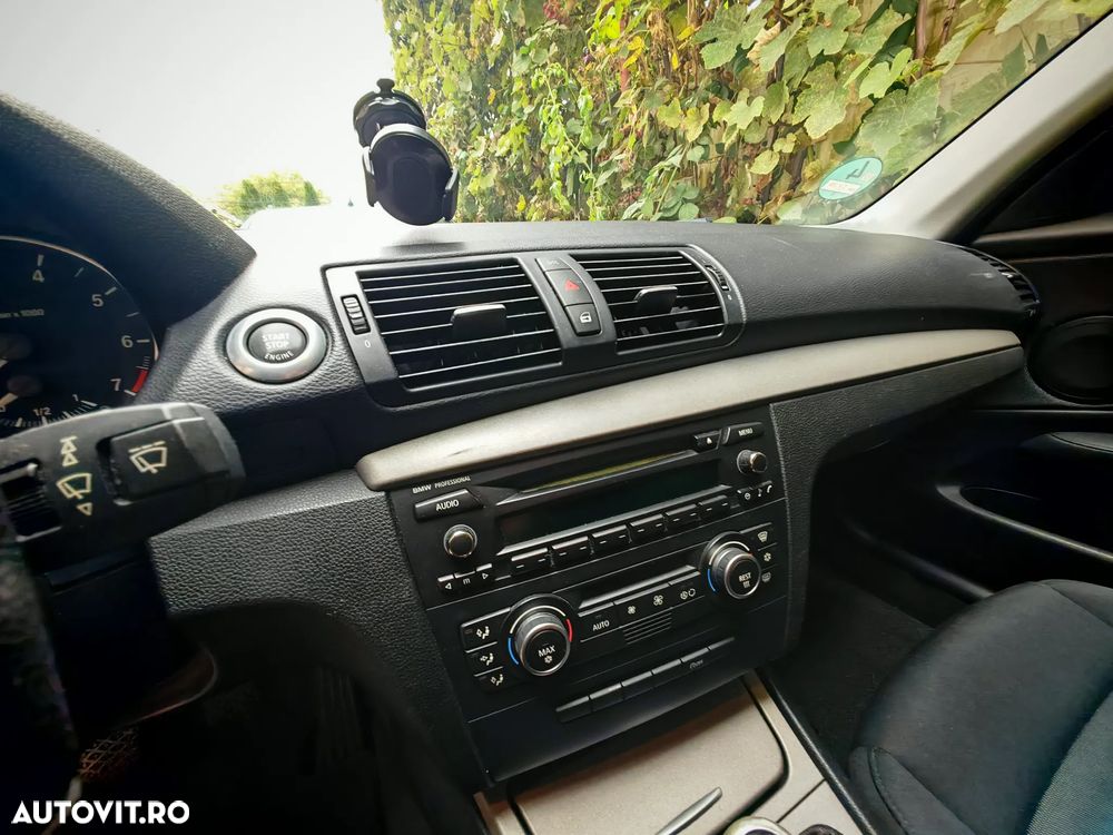 BMW Seria 1 116i - 14