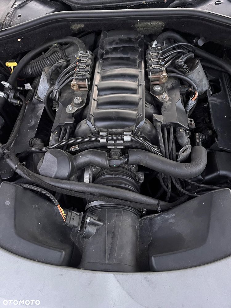 BMW Seria 7 750Li - 17