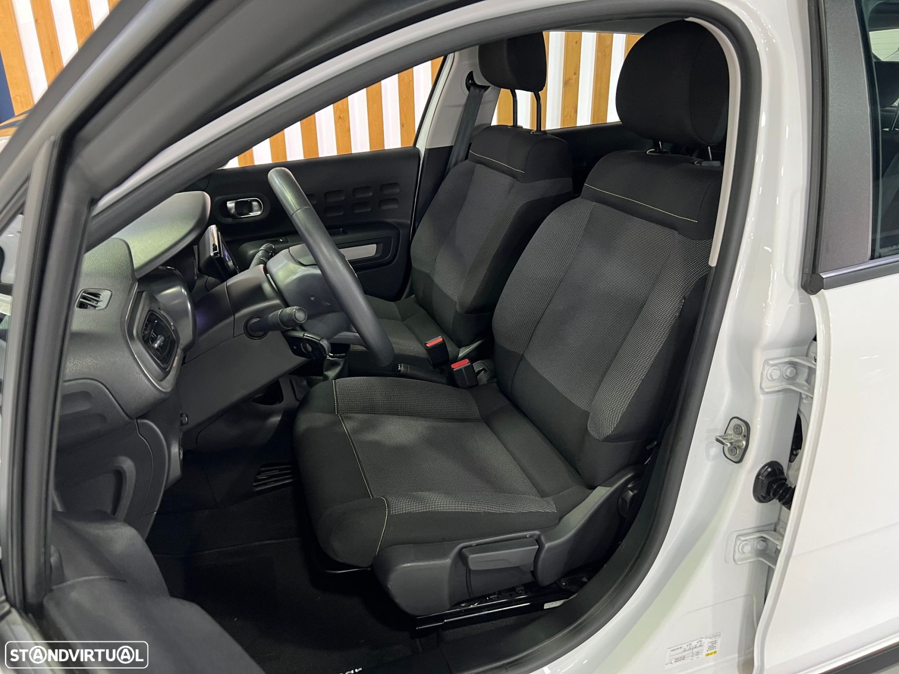 Citroën C3 1.2 PureTech YOU! - 9