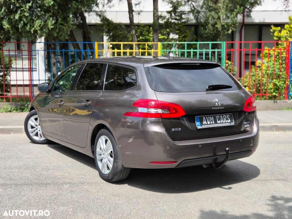 Peugeot 308 1.6 e-HDI FAP STT Allure - 9