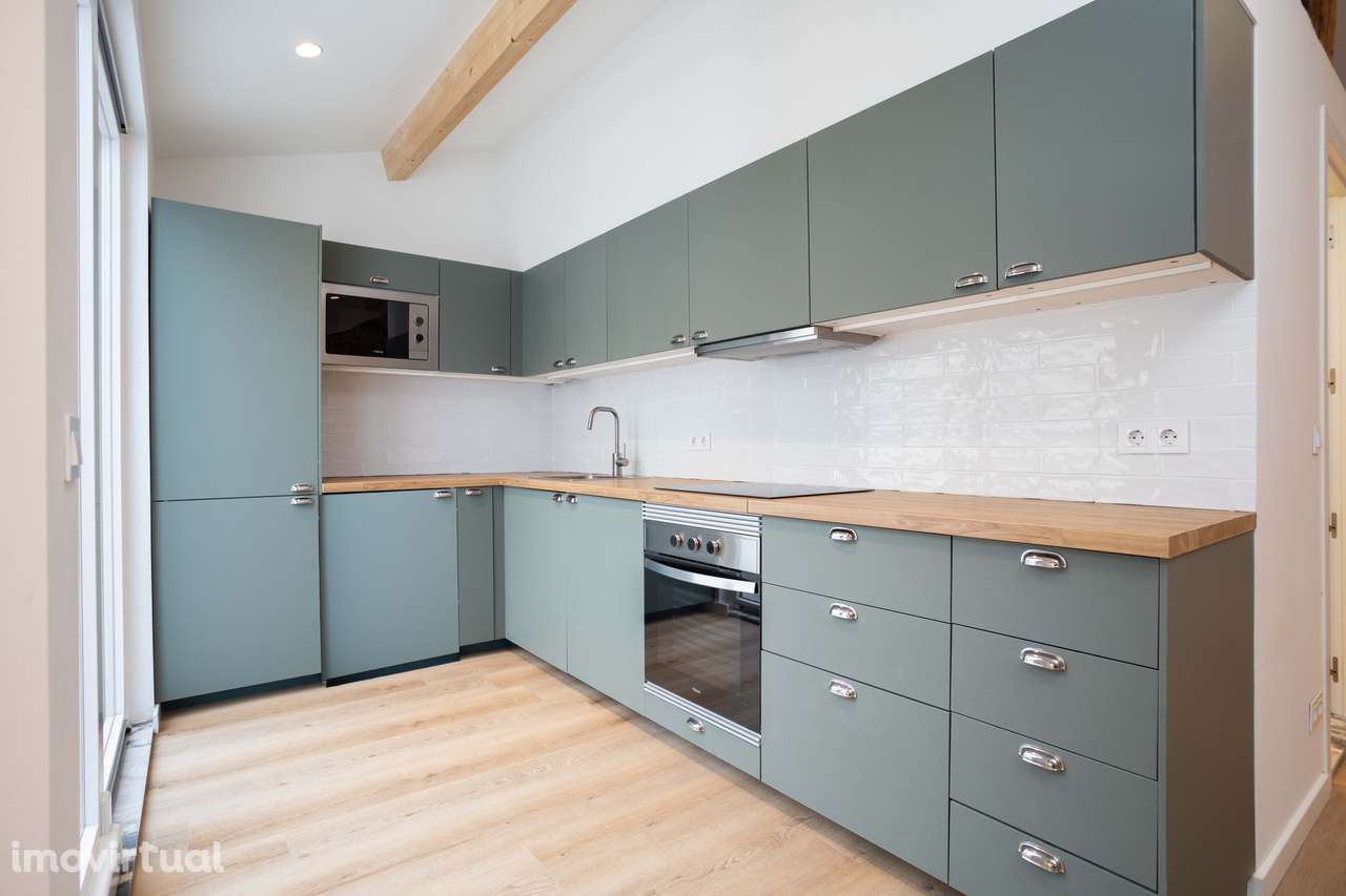 Arrendamento de T2, com 2 terraços, no Bairro Alto - Grande imagem: 3/38